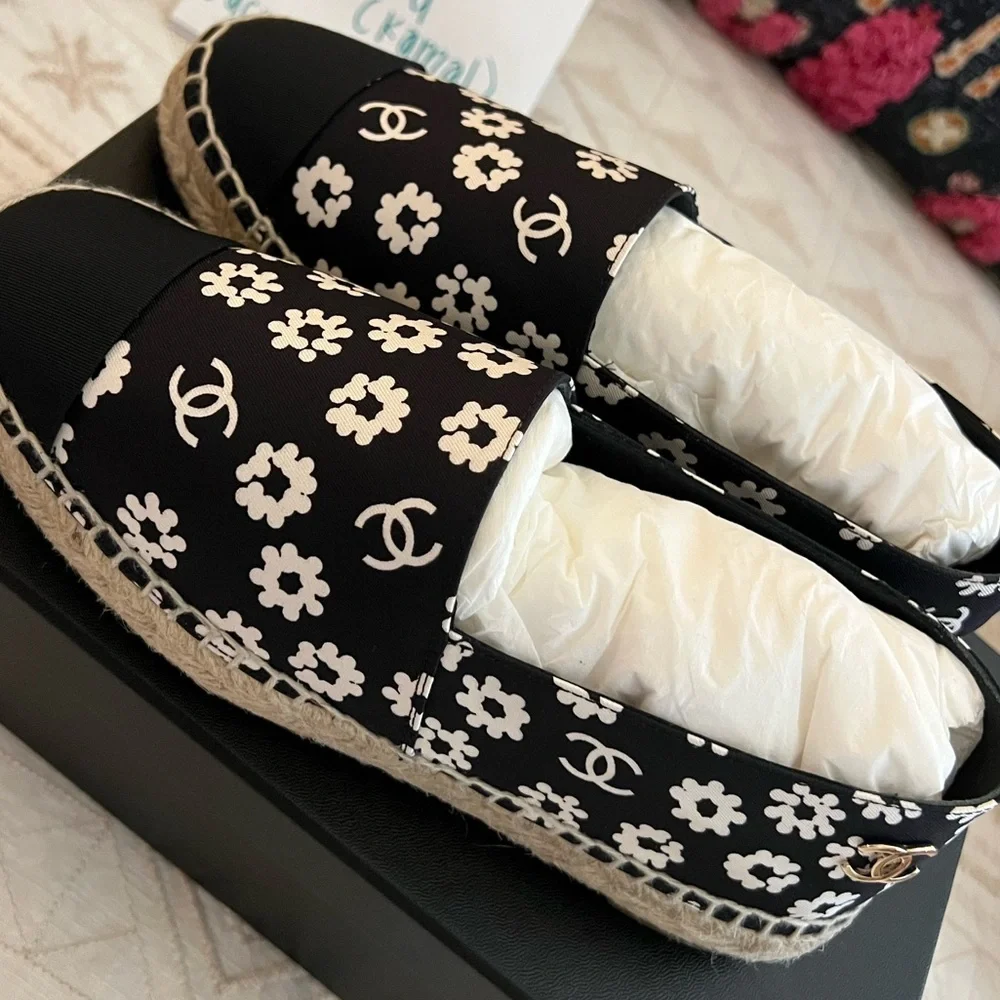 BNIB  22P Chanel floral espadrilles size 37 - Picture 8 of 10